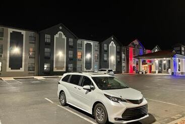 בית מלון כפרי Ruidoso Mountain Inn