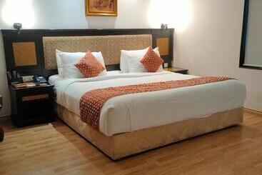 Srm Hotel Trichy