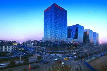 هتل Wanda Realm Langfang