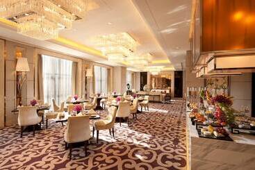 هتل Wanda Realm Langfang