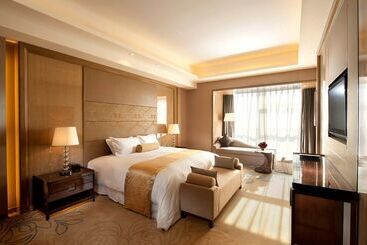 هتل Wanda Realm Langfang