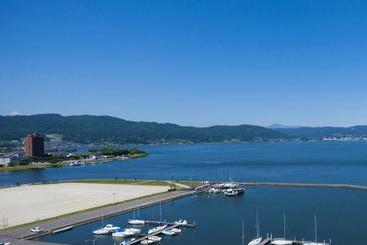 هتل Suwa Lake Side