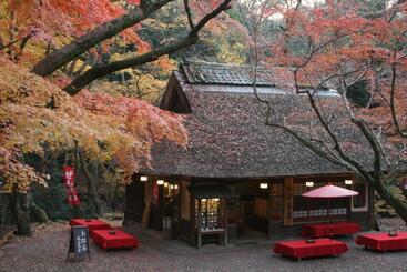 تختخواب و صبحانه Kotonoyado Musashino