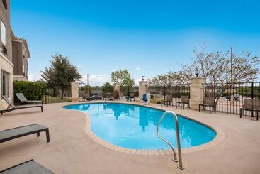 Best Western Plus Killeen/fort Cavazos Hotel & Suites