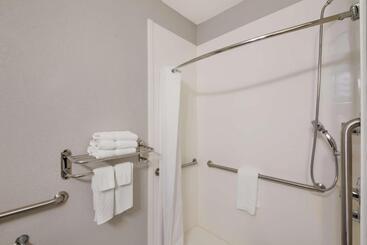 Best Western Plus Killeen/fort Cavazos Hotel & Suites