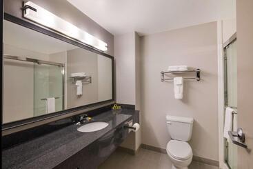 Best Western Plus Killeen/fort Cavazos Hotel & Suites