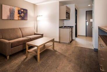 Best Western Plus Killeen/fort Cavazos Hotel & Suites