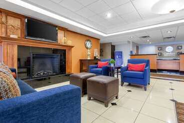 هتل Comfort Inn & Suites Norman Near University