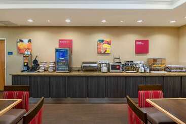 هتل Comfort Inn & Suites, Odessa I 20