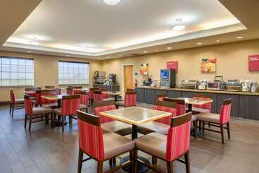 هتل Comfort Inn & Suites, Odessa I 20
