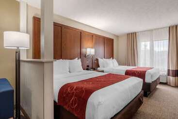 هتل Comfort Suites Speedway  Kansas City