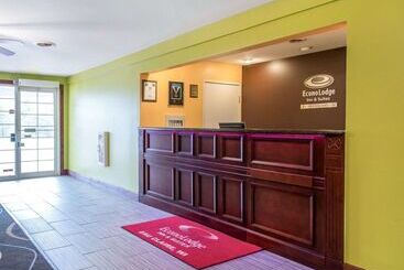 酒店 Econo Lodge Inn & Suites