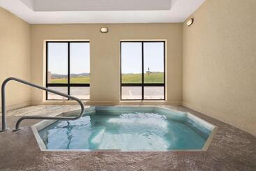 هتل Hampton Inn Spearfish