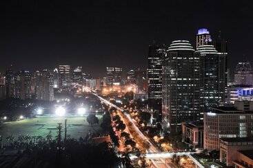 בית מלון כפרי Harris Suites Fx Sudirman