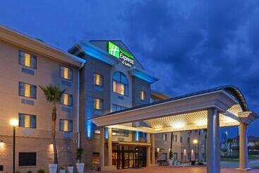 هتل Holiday Inn Express & Suites Laredo Event Center Area, An Ihg