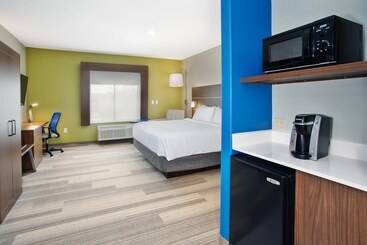 Holiday Inn Express Hotel And Suites Katy, An Ihg