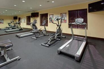Holiday Inn Express Hotel And Suites Katy, An Ihg