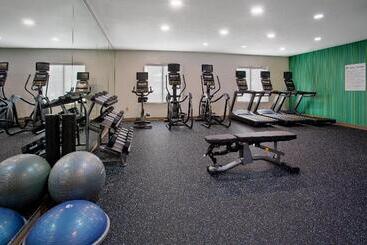 Holiday Inn Express Hotel And Suites Katy, An Ihg