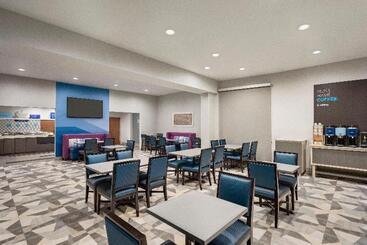 Holiday Inn Express Dumfries Quantico, An Ihg - Dumfries