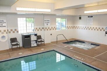 هتل Holiday Inn Express & Suites Cheney, An Ihg