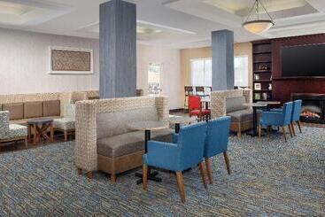 Holiday Inn Express Hotel & Suites Uvalde By Ihg