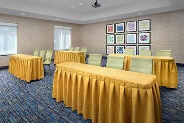 Holiday Inn Express Hotel & Suites Uvalde By Ihg
