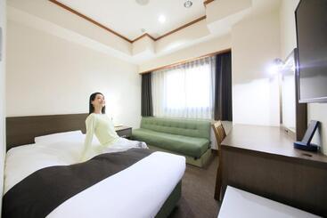 هتل Maple Inn Makuhari