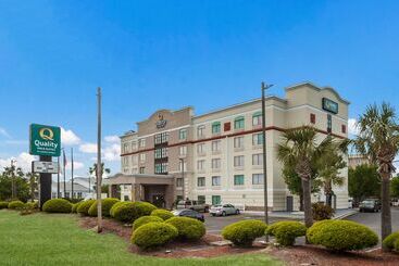 هتل Quality Inn & Suites
