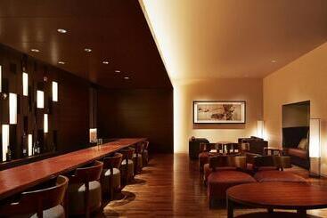هتل Sheraton Grand Hiroshima