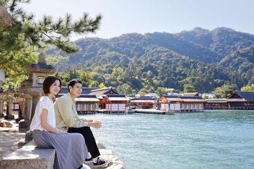 هتل Sheraton Grand Hiroshima