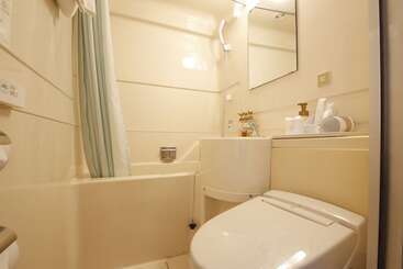Hotel Shinosaka Sunny Stone