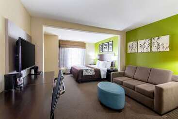 هتل Sleep Inn & Suites Near Fort Cavazos