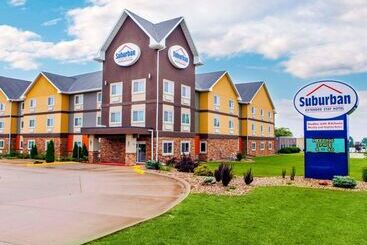 هتل Suburban Studios Cedar Falls