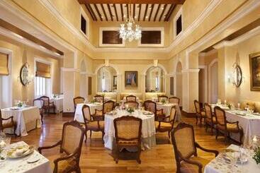 בית מלון כפרי Taj Falaknuma Palace