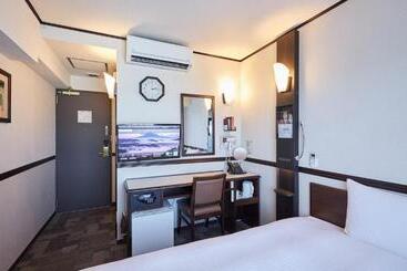 هتل Toyoko Inn Okayama-eki Higashi-guchi