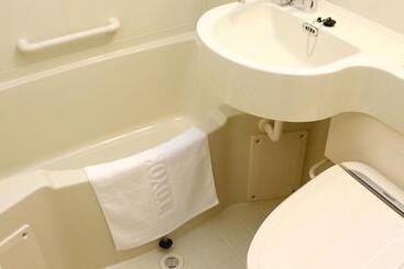 هتل Toyoko Inn Okayama-eki Nishiguchi Hiroba