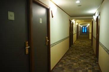 هتل Toyoko Inn Osaka Semba Higashi