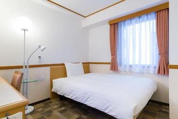 هتل Toyoko Inn Tottorieki Minamiguchi