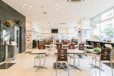 هتل Toyoko Inn Tottorieki Minamiguchi