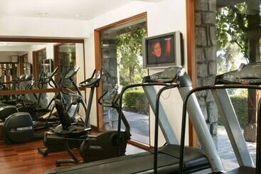 هتل Taj Green Cove Resort And Spa Kovalam