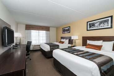 هتل Wingate By Wyndham Bowling Green