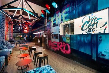 هتل آپارتمان Mojo Nomad Aberdeen By Ovolo