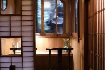 Seikoro Ryokan   Established In 1831