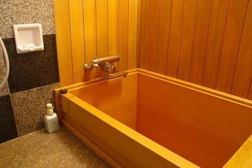 Seikoro Ryokan   Established In 1831