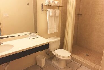 Sunchase Inn & Suites