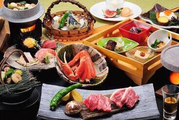 Hoho A Hotel Overlooking The Echigo Plain And The Yahiko Mountain Range Formerly Hotel Oohashi Yakat