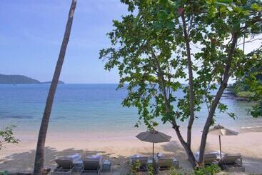 هتل Amatara Welleisure Resort
