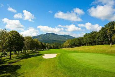 هتل Ana Crowne Plaza Resort Appi Kogen, An Ihg