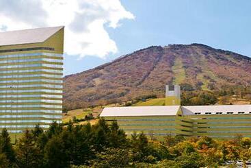 هتل Ana Crowne Plaza Resort Appi Kogen, An Ihg