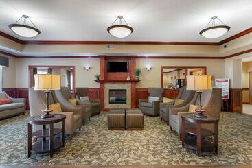 هتل Best Western Plus Butterfield Inn